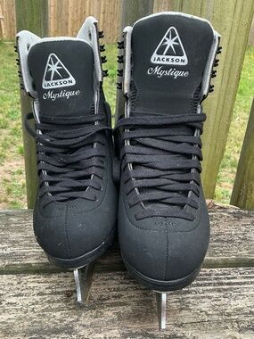 Jackson Mystique Ice Skates
